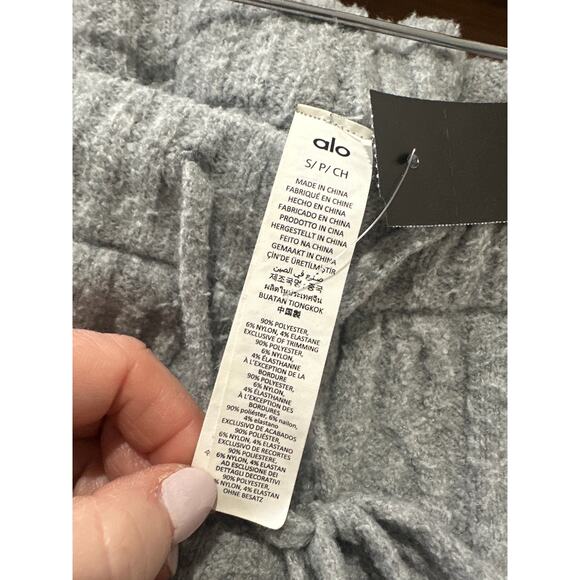 Alo Yoga Cable Knit Winter Bliss Jogger Pants Size S - Picture 5 of 5